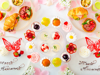 [Weekends & Morning Entry Only - A Fantastic Beauty of Flowers] Flower Afternoon Tea + Free Coffee (Includes Anniversary Rose and Lucky Butterfly Plate)