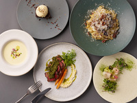 【August 24 Only – LUXURY COURSE】 A 5-course meal featuring 2 appetizers, pasta, a chef’s special main dish, and dessert.