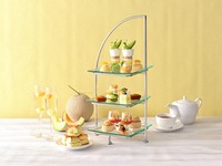 【お日にち限定・タイムセール】＜メロン入りスパークリングワイン付き＞ アフタヌーンティー＆25種のカフェフリー | 7,380円