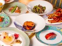 【Moon Forest Course】20 Dishes Including Shark Fin Herbal Soup, Lobster, and Wagyu Steak｜Free-Flow Drink Option Available