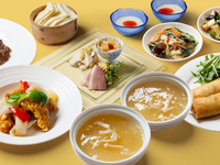 【官方 最低價保證】町中式套餐＋120分鐘暢飲（最後點餐90分鐘）— ¥7,000 ⇒ 提前一天預訂享¥6,000！包含7道菜，如糖醋排骨、味噌牛肉炒可麗餅包等。