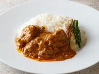 伊達鶏もも肉のスパイシーカレー　セット