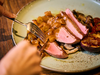 【Dinner】旬を楽しむ一皿出しLaLaコース（¥4,800〜）