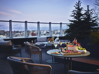 [Weekends] Premium Seafood Terrace Experience + Free-flowing Champagne