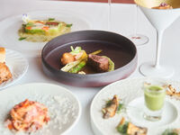 【TC限定・ワイン特典付】大海老のポワレと仔羊ローストの夏限定ディナー全9品+乾杯シャンパン＆ワイン1杯サービス
