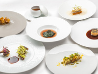 【ラ・スイート】地産地消×フレンチ　プレミアムディナー全9品～WEB予約特典・乾杯ドリンク付き～