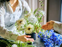 【July 14】Flower Arrangement Workshop & Lunch