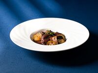 6/16(火)～ Enjoy a modern lunch with an appetizer buffet and a choice of main course + unlimited time.