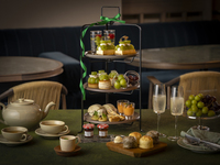Weekdays Dinner time /Fresh Shine Muscat Afternoon Tea