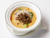 【土日祝ティータイム】冷やし担々麺付きチャイニーズアフタヌーンティー