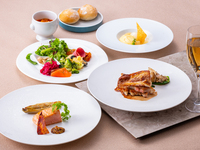 【土日祝】Lunch Set B+ドリンク1杯付