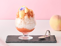 【夏季限定】白桃のクリスタルかき氷