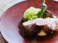 Lunch Course A [Prefix Course] Weekday-exclusive price; choose your main dish and dessert. 4 courses total
