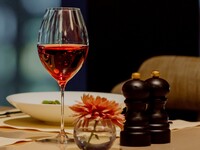 【オプション】コースに合わせたワインペアリング／5グラス
