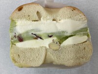 Pistachio cream and almond sandwich
