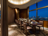【Window-side semi-private dining | Ideal for business entertainment and family celebrations】 Gastronomic Theatre Lunch