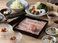 “Tokyo Food Tour 2026” Dinner Exclusive Course [Includes one drink] – A carefully selected pork-based shabu-shabu kaiseki meal