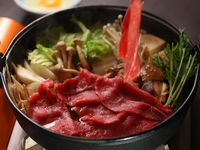 【おなかいっぱい！】神戸牛赤身200gを使用！満福(まんぷく)すき焼きセット全4品