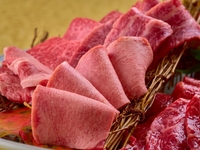 Lunch-only: New “Today’s Grilled Meat Only Set PREMIUM” Today is Meat Day! We’ve prepared a special set for such a day. It includes 9 carefully selected pieces of grilled meat!