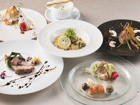 Chef’s Premium 〈全6品+PETIT FOUR、CAFE〉9月～