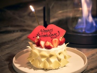 【DinnerTime】”Anniversary Dinner Course” 乾杯スパークリングワイン×Shear plan×ホールケーキ