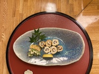 Fried eel with plum sauce