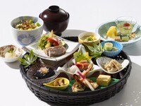 葉月の彩り篭御膳