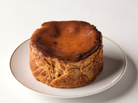 [Seasonal Takeout] “Salted Caramel” Basque Cheesecake