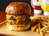 【 Kuroge Wagyu Beef】Double Cheese Burger
