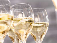 Time Sale 25％OFF! [Online Price] Asian Spice Afternoon Tea + Special Drink 7,500 yen