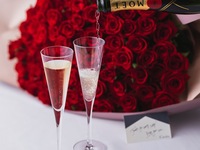 【ANNIVERSARY PLAN/誕生日･記念日】豪華食材コースとお祝いの演出のプラン(グラスシャンパン＋記念日プレート＋名前入りナフキン付)