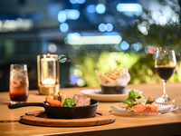 【テラス席確約】ROOFTOP で楽しむ 泡と風のテラスプラン ※9月16日～11月24日