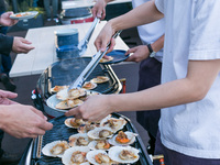 日祝）ボトルワイン＆シーフード付き！ BBQ PLAN[飲み放題150分付]