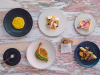【LUNCH】Prés de L’AS Course (7-course lunch menu featuring seasonal ingredients)