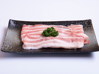 Yonezawa Tengen-Schweinefleisch-Shabu-Shabu-Gang (1 Portion)