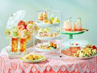 ★8月限定★【土日祝】桃とメロンづくしのバカンス・アフタヌーンティー（2時間カフェフリー7/1～）