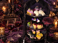 【アクアリウム☆アフタヌーンティー】BLACK ROSE HALLOWEEN  ～魔法にかかる漆黒のティーパーティー～ アフタヌーンティー＆ワインとカフェをお好きなだけ！