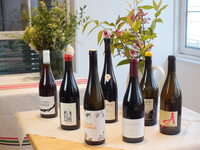 Chef’s Omakase Course with 5 dishes and a pairing of 5 natural wines