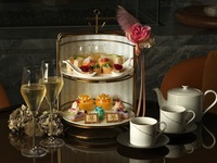 Marie Antoinette Style Collaboration Night Afternoon Tea + Unlimited Stay Time <Standard>（Reserved for Groups of 5–10 Adults）