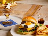 【平日限定10食】トリュフのお月見バーガー＆パフェ＆１ポット（平日）