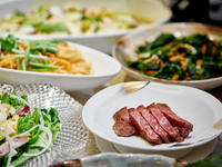 【個室で秋の贅沢歓送迎会】極上和牛ステーキ＆ビュッフェ食べ飲み放題プラン〜8,800円〜