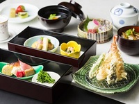 [Lunch] Seasonal vegetable set with chilled Yame tea (summer-only)