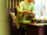 Grove Lounge: Chestnut and Caramel Feast – Autumn Afternoon Tea 【Kimono Plan】
