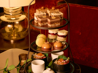 Pierre Hermé Paris La Récolte de Shinjuku Evening Tea