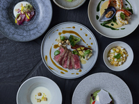 【早割り！】Festive Dinner 2026+1ドリンク付き