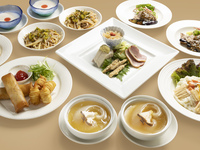 【官方 最低價保證】五月山套餐 + 120分鐘暢飲（最後點餐90分鐘）。原價 ¥9,000 ⇒ 至預訂前一日可享 ¥7,500！共8道料理，其中包含迷你紅燒整隻魚翅湯。