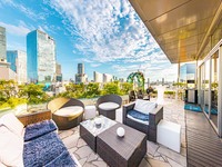 10/1～【ランチ限定・カジュアル・ビュッフェプラン10品】2.5時間＋フリーフロー｜テラス付きラウンジ貸切