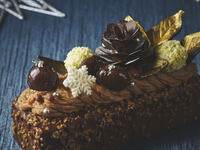 [Christmas Cake / Pre-payment] Marron Délice (20 cm long × 7 cm wide × 5 cm high)