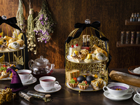 【Web予約 / 3時間滞在】平日14:30～パンが主役のアフタヌーンティー「魔法使いののパン工房」