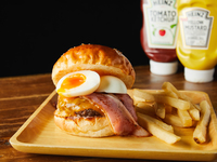 【Omi Beef】　Bacon, Egg, and Cheese Burger
